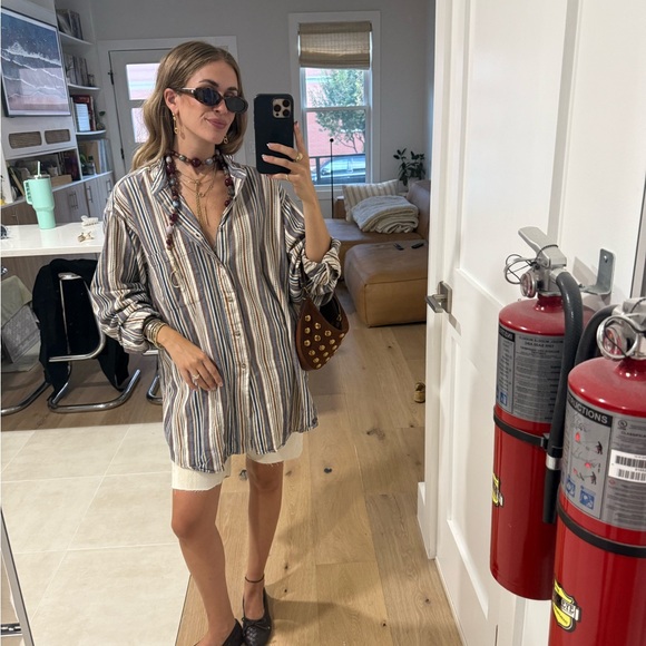 Vintage John Blair striped button up! 💙 - Picture 1 of 3